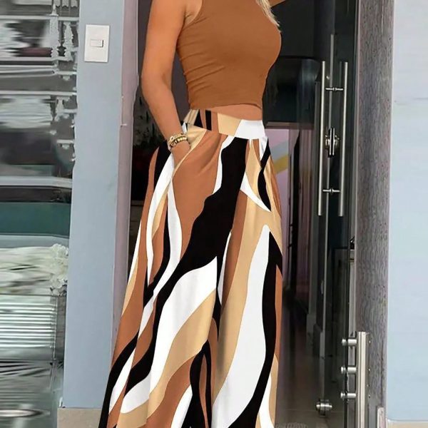 Wearing women’s vacation knitted top set at beach